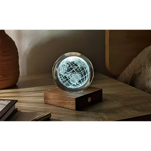 Gingko Amber kristallivalaisin, 3D laser, maapallo