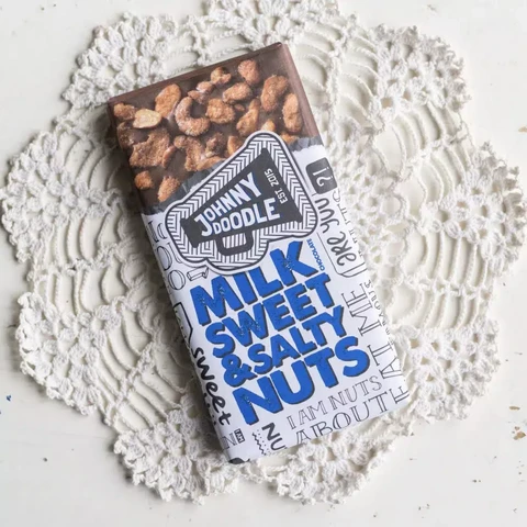 Johnny Doodle Milk Sweet & Salty Nuts levy 150 g