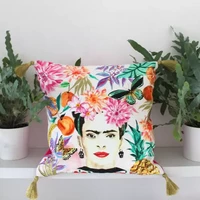 Frida Kahlo -tyyny 
