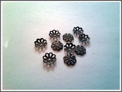 Helmihattu 7 mm kukka filigree, antiikkipronssi, 10 kpl