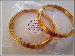 Värillinen alumiinilanka Ø 1,5 mm, 3 metriä, messinki2 (Brass)