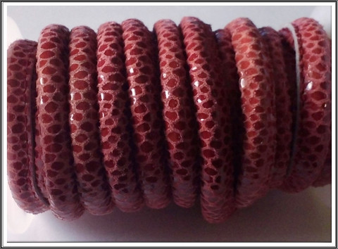Nahkanauha, 10 x 6 mm, matelija, punainen