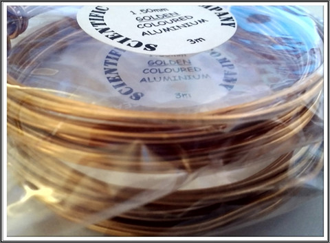 Värillinen alumiinilanka Ø 1,5 mm, 3 metriä, kulta (Golden)