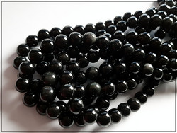 Obsidiaani A, pyöreä Ø 8 mm, ½ nauha