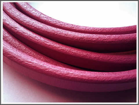Nahkanauha Regaliz®, 10 x 7 mm, sileä, fuchsia