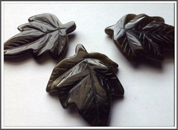 Obsidiaani, kulta, 27 x 34 x 4 mm, lehti