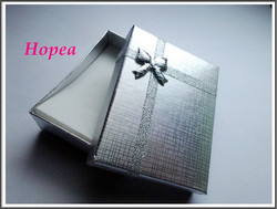 Lahjarasia 9 x 7 x 2.7 cm, eri värejä, kpl