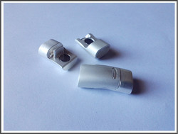Magneettilukko 10 x 7 mm, väri: satiini hopea