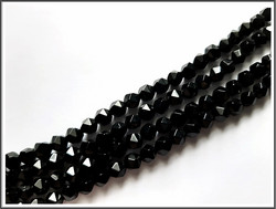 Onyx A, fasetoitu 6 x 5 mm, ½ nauha