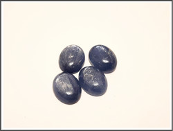 Kyaniitti, 10x8 mm kapussi