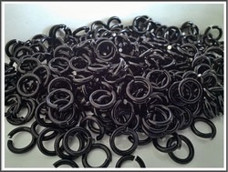 Rengas Ø 5.7 mm, lanka 1.6 mm, 50 kpl, musta