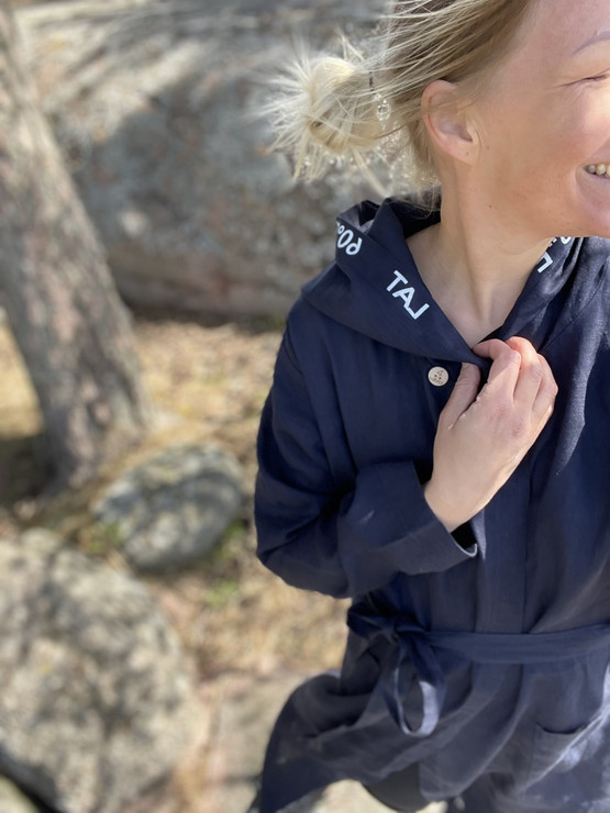 Usva pellava-aamutakki, tummansininen
