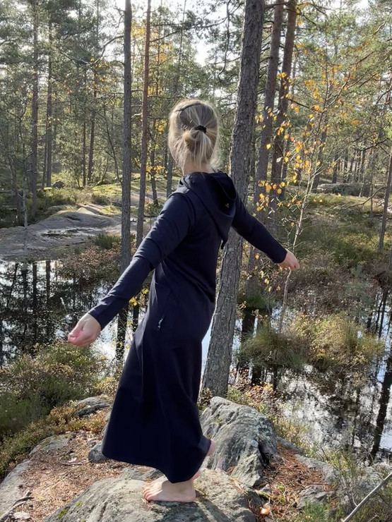 Pitkä Ulappahuppumekko