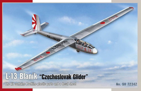 L-13 Blanik Czechoslovak Glider, 1:72