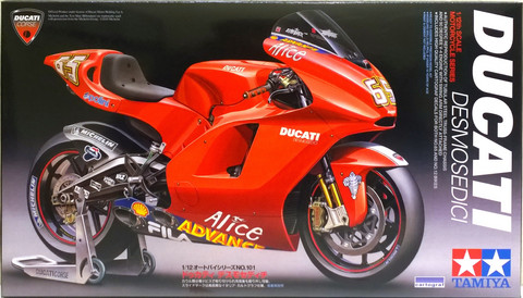 Ducati Desmosedici, 1:12 (pidemmällä toimitusajalla)