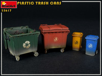 Plastic Trash Cans, 1:35