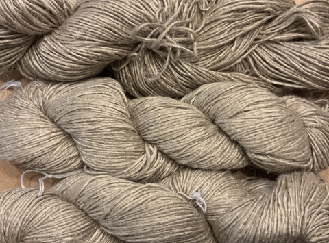 Eri silkkilanka Beige