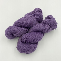 Violetti ohut kampalanka