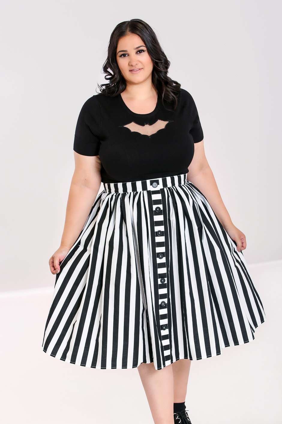 Plus size on sale pleated skirt 50