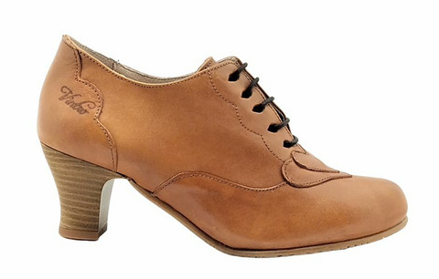 943325 VINTRO LEMPI,  brown shoe with a decorative heart