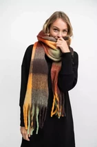 501143 KNITTED SCARF