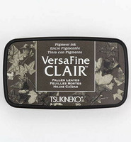 Versafine Clair: Fallen Leaves -mustetyyny