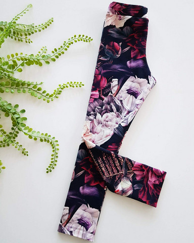 Royal flowers, trikoo