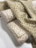 Double gauze/harsokangas, pienet höyhenet, beige (mustat höyhenet)