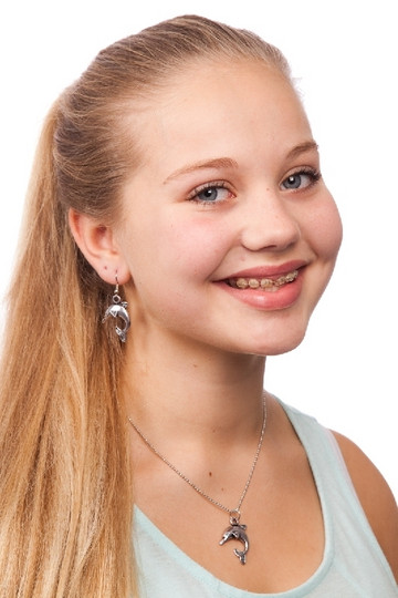 Suloinen delfiinikaulakoru