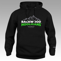 Backwood Hooligans® musta vetoketjuton Latitude huppari (vihreällä logolla)