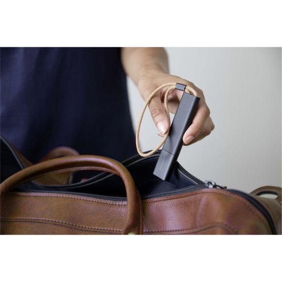 Invoxia GPS Tracker - Laite ja ajoneuvopaikannin