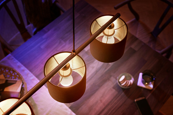 Philips Hue White E14 - LED kruunulamppu P45