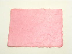 A4 pinkki, revitty reuna