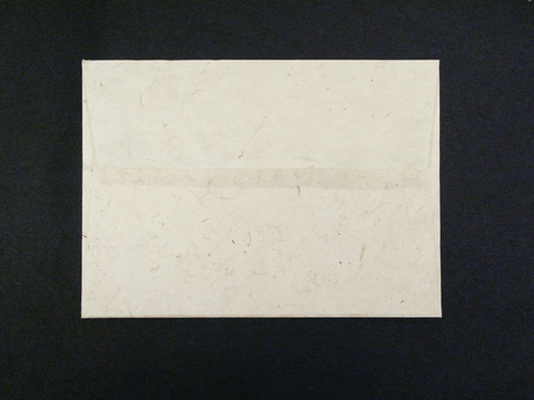 12,5x17,5cm luonnonvalkoinen, revitty läppä