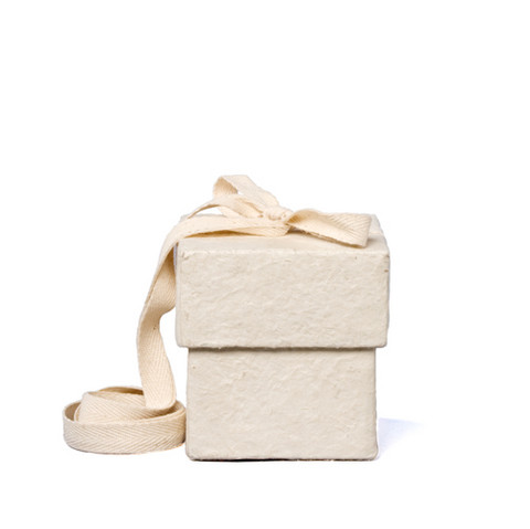 C01, natural white, cube baby