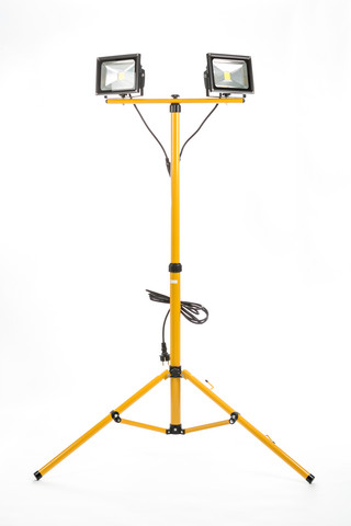 LED Energie 2x30W ledheitin, Tripod-jalusta