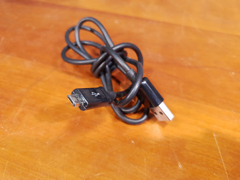USB -kaapeli (micro)