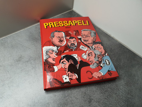 Kirja (Pressapeli)