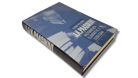 Kirja (Tuomo Polvinen - J. K. Paasikivi - Valtiomiehen elämäntyö 1939 - 1944)