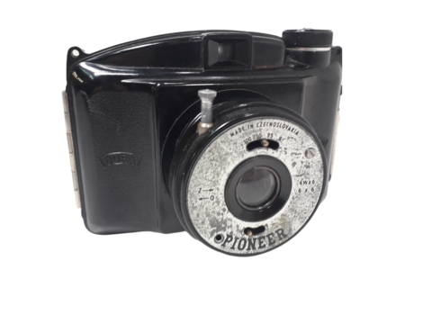 Vanha kamera (Dufa Pionyr Fit II)