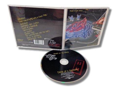 CD -levy (Death Of A Bachelor - Panic! at the Disco)
