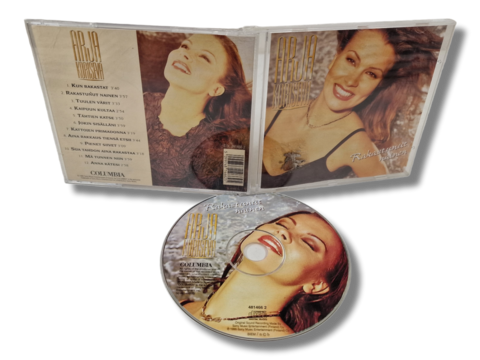 CD -levy (Arja Koriseva - Rakastunut nainen)