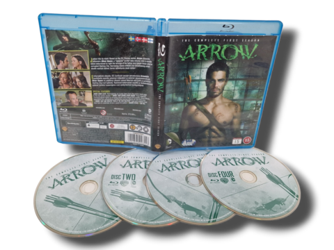 Blu-Ray -elokuva / TV -sarja (Arrow - Season 1) K16