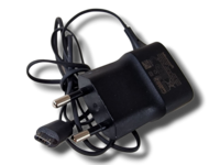 MIcro USB -laturi (Microsoft AC-18E)