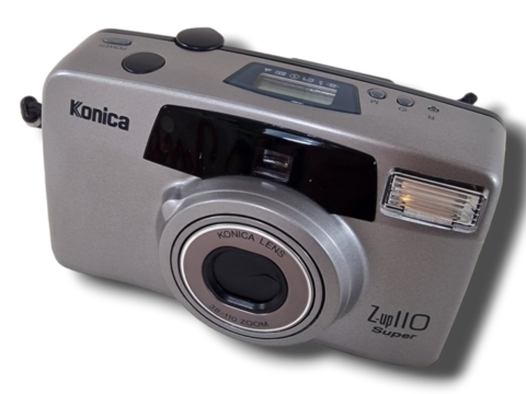 Filmikamera (Konica Z-up 110 Super)