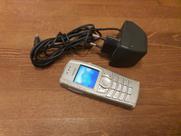 Puhelin (Nokia 6610)
