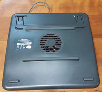 Kannettavan tietokoneen viilennysalusta (Microsoft Notebook Cooling Case)