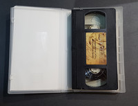 VHS-elokuva (Peppi Pitkätossu - Talvi huvikummussa)