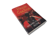 Kirja (Paulo Coelho - The Winner Stands Alone)