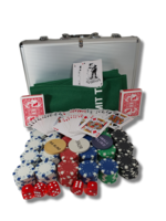 Pokerimerkkejä salkussa